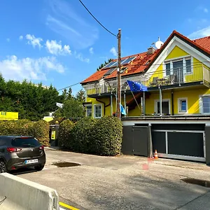 https://ajo-terrace-apartment.vienna-besthotels.com