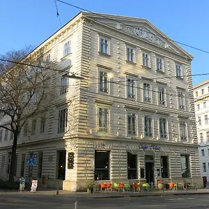 https://aeki-city-apartment.vienna-besthotels.com